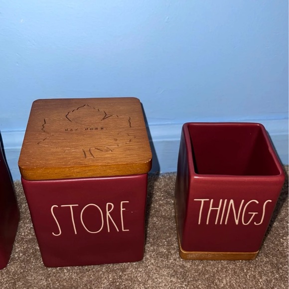 Rae Dunn bathroom set - Picture 3 of 5